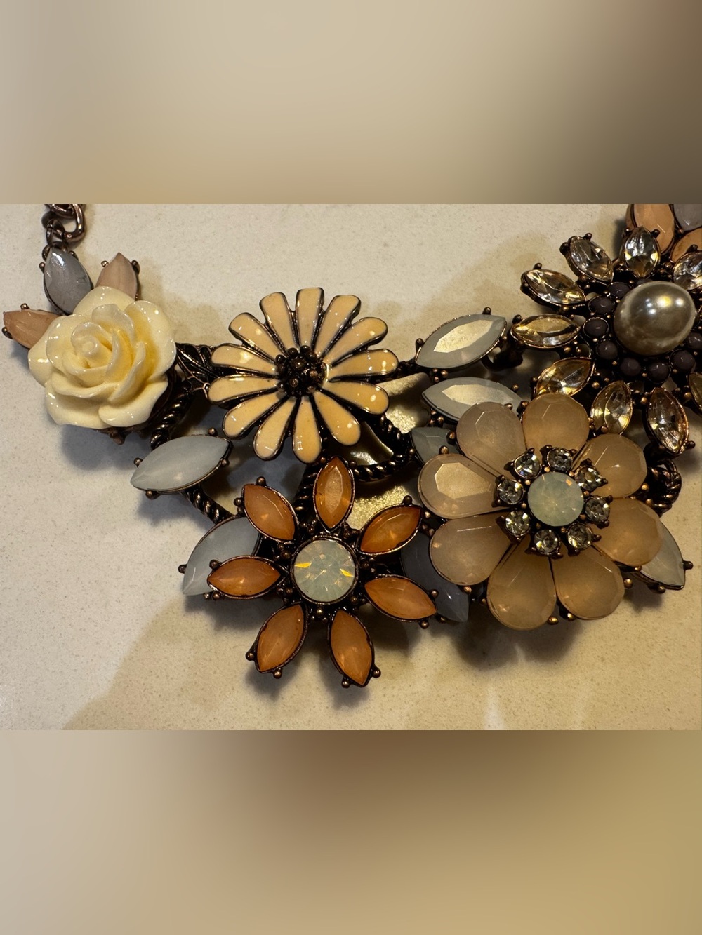 Ann Taylor Floral Cluster Necklace in Cream, Beige & Amber